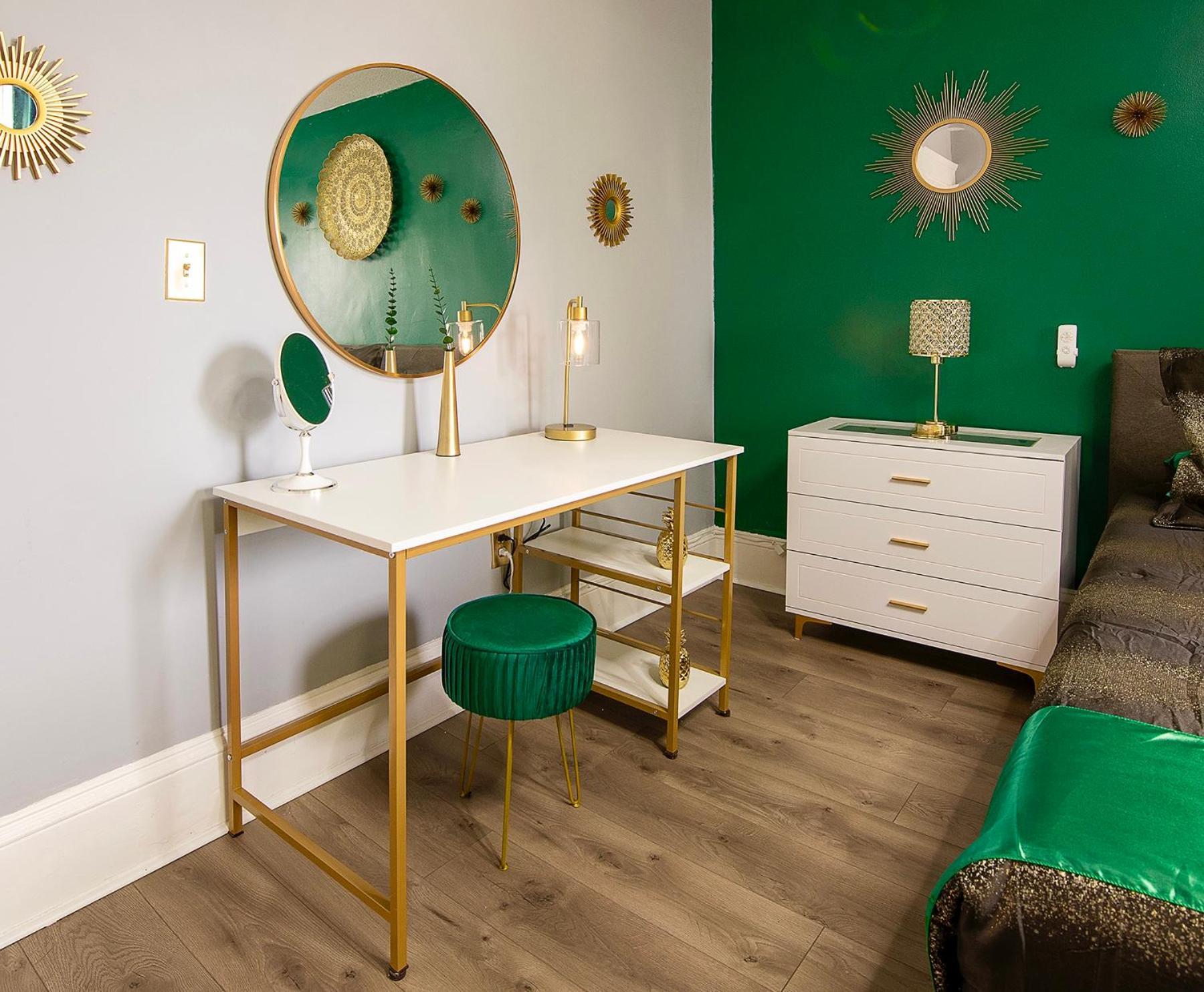 The Tremont Emerald - By Christmas Story House - Historic Charm & Modern Comfort Near Downtown With Parking, 300Mb Wifi & Self Check-In Cleveland Dış mekan fotoğraf